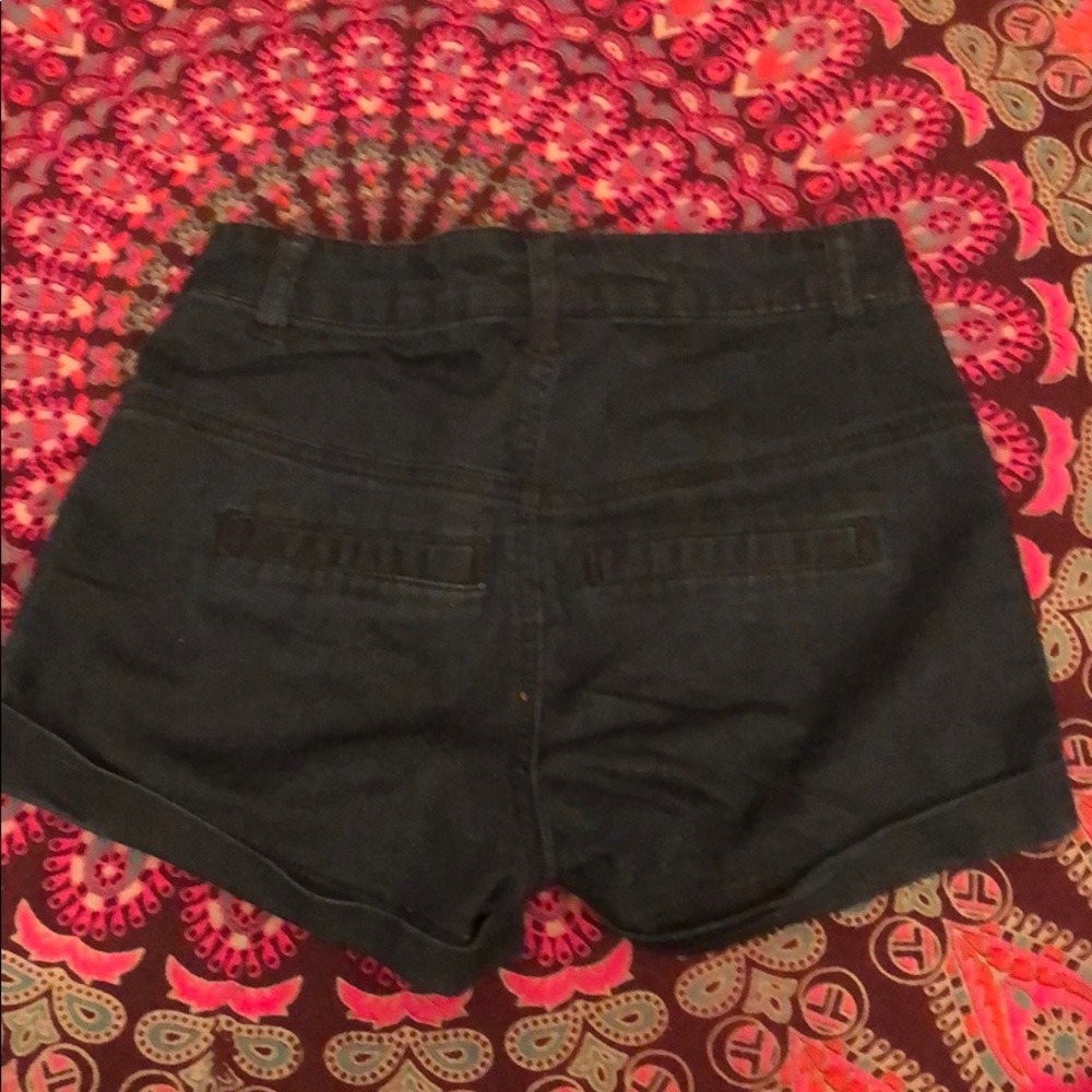Shorts - Picture 2 of 2